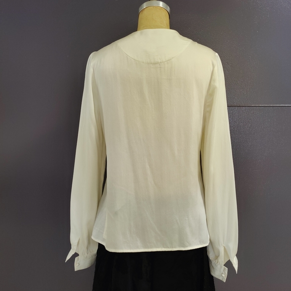 Julie Brown Silk Tunic with Embellished Silver Sequin V-neck - Size 6 - Picture 9 of 13